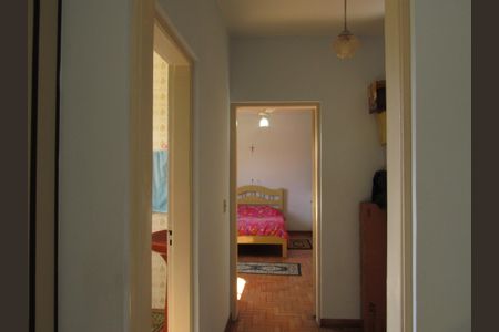 Casa à venda com 189m², 2 quartos e 2 vagasHall dos cômodos superiores