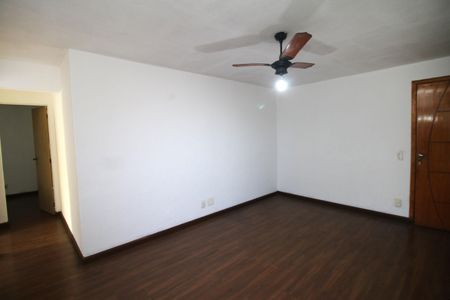 Apartamento à venda com 54m², 2 quartos e 1 vagaSala