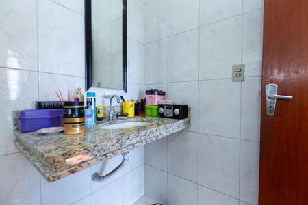 Casa à venda com 357m², 6 quartos e 4 vagas Casa à venda com 357m², 6 quartos e 4 vagasBanheiro 3