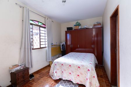 Casa à venda com 357m², 6 quartos e 4 vagas Casa à venda com 357m², 6 quartos e 4 vagasSuite 2