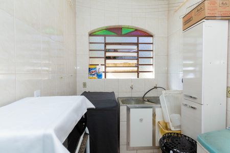 Casa à venda com 357m², 6 quartos e 4 vagas Casa à venda com 357m², 6 quartos e 4 vagasÁrea de Serviço