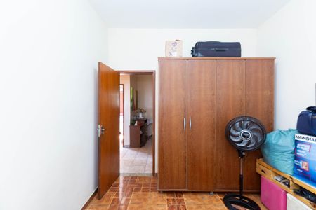 Casa à venda com 357m², 6 quartos e 4 vagas Casa à venda com 357m², 6 quartos e 4 vagasQuarto 3