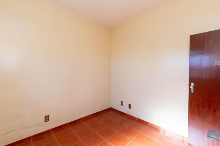 Casa à venda com 357m², 6 quartos e 4 vagas Casa à venda com 357m², 6 quartos e 4 vagasQuarto 2