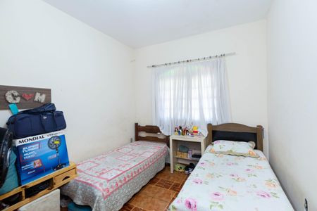 Casa à venda com 357m², 6 quartos e 4 vagas Casa à venda com 357m², 6 quartos e 4 vagasQuarto 3