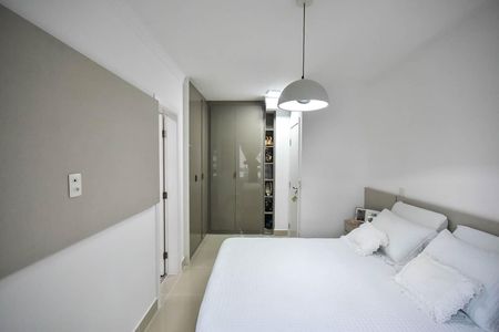 Apartamento à venda com 90m², 2 quartos e 2 vagas Apartamento à venda com 90m², 2 quartos e 2 vagasSuíte 2