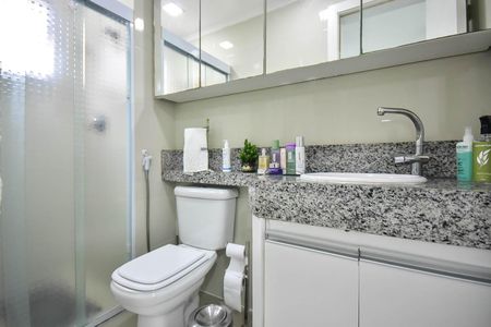 Apartamento à venda com 90m², 2 quartos e 2 vagas Apartamento à venda com 90m², 2 quartos e 2 vagasBanheiro Suíte 2