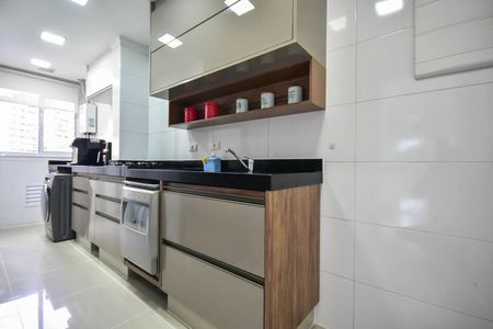 Apartamento à venda com 90m², 2 quartos e 2 vagas Apartamento à venda com 90m², 2 quartos e 2 vagasCozinha