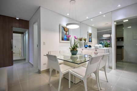 Apartamento à venda com 90m², 2 quartos e 2 vagas Apartamento à venda com 90m², 2 quartos e 2 vagasSala de Jantar