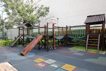 Apartamento à venda com 81m², 3 quartos e 1 vagaPlayground