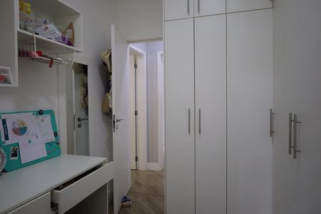 Apartamento à venda com 81m², 3 quartos e 1 vagaQuarto 2