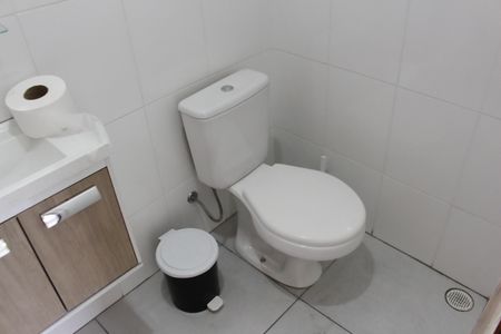 Casa à venda com 100m², 4 quartos e sem vagaBanheiro 2