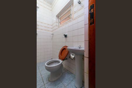 Casa à venda com 502m², 5 quartos e 3 vagasBanheiro 3