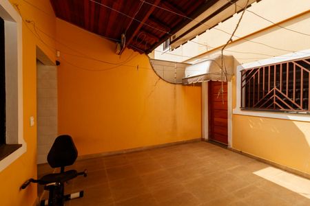 Casa à venda com 156m², 3 quartos e 4 vagas Casa à venda com 156m², 3 quartos e 4 vagasÁrea externa