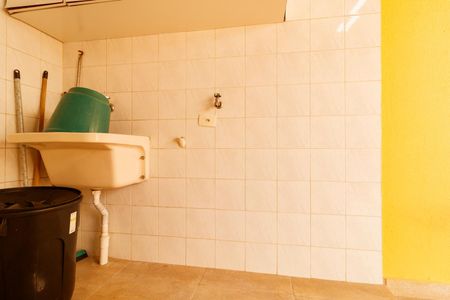 Casa à venda com 156m², 3 quartos e 4 vagas Casa à venda com 156m², 3 quartos e 4 vagasÁrea de Serviço