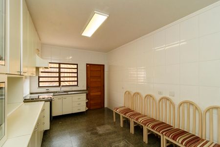 Casa à venda com 156m², 3 quartos e 4 vagas Casa à venda com 156m², 3 quartos e 4 vagasCozinha