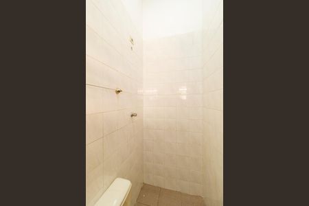 Casa à venda com 156m², 3 quartos e 4 vagas Casa à venda com 156m², 3 quartos e 4 vagasBanheiro de serviço