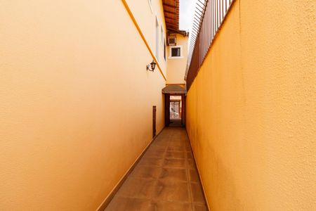 Casa à venda com 156m², 3 quartos e 4 vagas Casa à venda com 156m², 3 quartos e 4 vagasÁrea externa