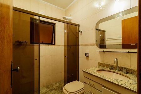 Casa à venda com 156m², 3 quartos e 4 vagas Casa à venda com 156m², 3 quartos e 4 vagasBanheiro da Suíte 3