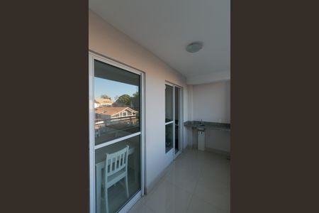 Apartamento à venda com 65m², 2 quartos e 1 vaga Apartamento à venda com 65m², 2 quartos e 1 vagaSacada