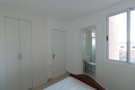 Apartamento à venda com 65m², 2 quartos e 1 vaga Apartamento à venda com 65m², 2 quartos e 1 vaga Suíte