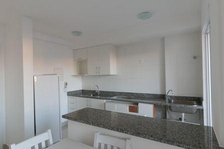 Apartamento à venda com 65m², 2 quartos e 1 vaga Apartamento à venda com 65m², 2 quartos e 1 vagaCozinha e Área de Serviço