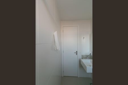 Apartamento à venda com 65m², 2 quartos e 1 vaga Apartamento à venda com 65m², 2 quartos e 1 vagaBanheiro Suite