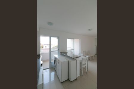 Apartamento à venda com 65m², 2 quartos e 1 vaga Apartamento à venda com 65m², 2 quartos e 1 vagaCozinha e Área de Serviço