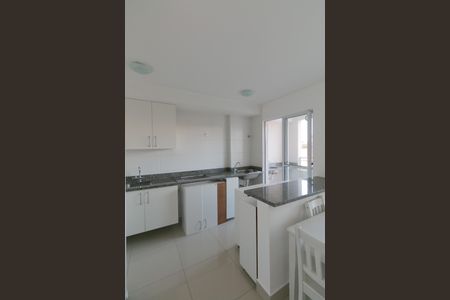 Apartamento à venda com 65m², 2 quartos e 1 vaga Apartamento à venda com 65m², 2 quartos e 1 vagaCozinha e Área de Serviço