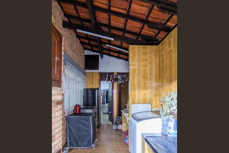 Casa à venda com 500m², 5 quartos e 4 vagas Casa à venda com 500m², 5 quartos e 4 vagasÁrea de Serviço