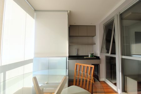 Studio à venda com 38m², 1 quarto e 1 vagaVaranda