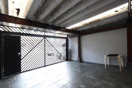 Casa à venda com 110m², 2 quartos e 2 vagasGaragem