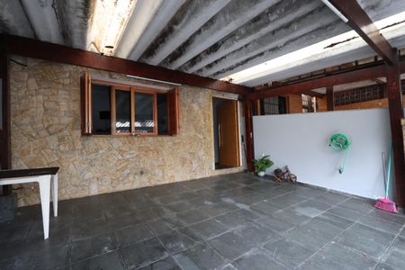 Casa à venda com 110m², 2 quartos e 2 vagasGaragem