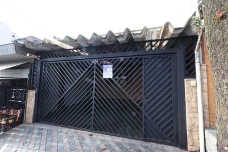 Casa à venda com 110m², 2 quartos e 2 vagasFachada