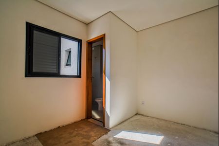 Apartamento à venda com 68m², 2 quartos e 2 vagas Apartamento à venda com 68m², 2 quartos e 2 vagas Suíte