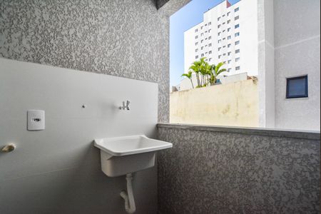 Apartamento à venda com 68m², 2 quartos e 2 vagas Apartamento à venda com 68m², 2 quartos e 2 vagasÁrea de Serviço