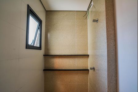 Apartamento à venda com 68m², 2 quartos e 2 vagas Apartamento à venda com 68m², 2 quartos e 2 vagasBanheiro da Suíte