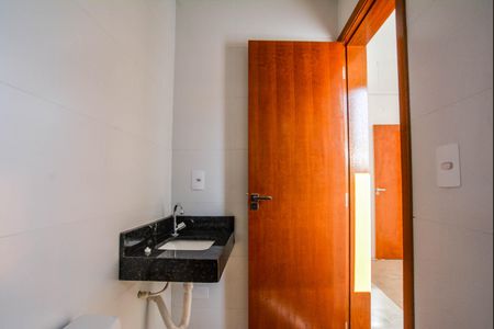 Apartamento à venda com 68m², 2 quartos e 2 vagas Apartamento à venda com 68m², 2 quartos e 2 vagasBanheiro da Suíte