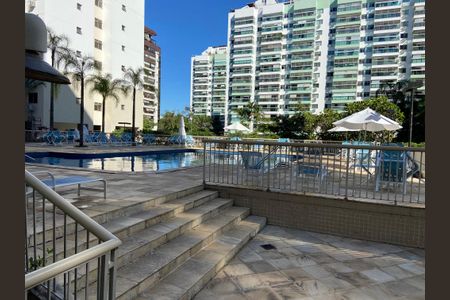 Apartamento para alugar com 80m², 2 quartos e 2 vagas Apartamento para alugar com 80m², 2 quartos e 2 vagasÁrea comum - Piscina