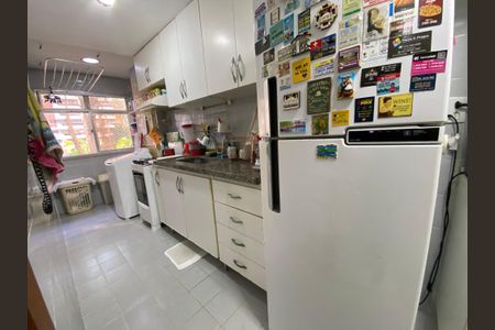 Apartamento para alugar com 80m², 2 quartos e 2 vagas Apartamento para alugar com 80m², 2 quartos e 2 vagasCozinha