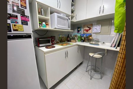 Apartamento para alugar com 80m², 2 quartos e 2 vagas Apartamento para alugar com 80m², 2 quartos e 2 vagasCozinha