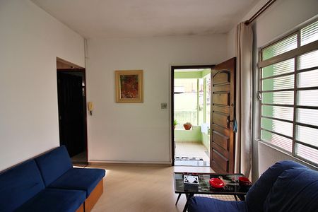 Casa à venda com 260m², 3 quartos e 7 vagasSala