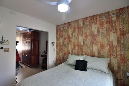 Casa à venda com 260m², 3 quartos e 7 vagasQuarto 2