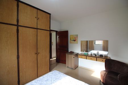 Casa à venda com 260m², 3 quartos e 7 vagasQuarto 1