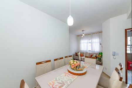 Apartamento à venda com 75m², 3 quartos e 1 vagaSala de Jantar