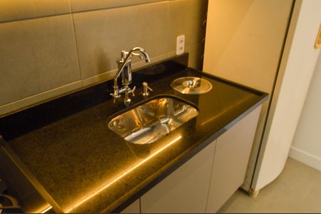 Apartamento à venda com 60m², 2 quartos e 1 vaga Apartamento à venda com 60m², 2 quartos e 1 vagaÁrea de Serviço