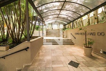 Apartamento à venda com 143m², 4 quartos e 1 vaga Apartamento à venda com 143m², 4 quartos e 1 vagaPortaria