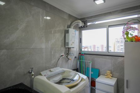 Apartamento à venda com 143m², 4 quartos e 1 vaga Apartamento à venda com 143m², 4 quartos e 1 vagaÁrea de Serviço