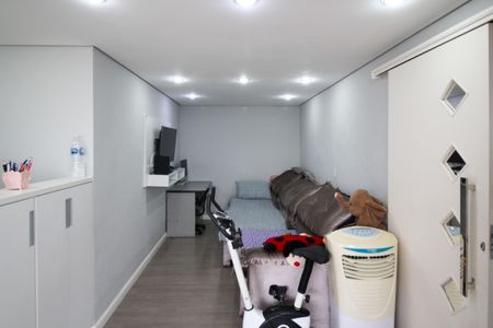 Apartamento à venda com 143m², 4 quartos e 1 vaga Apartamento à venda com 143m², 4 quartos e 1 vagaSala de Tv