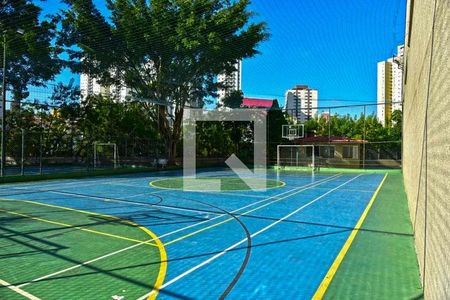 Apartamento à venda com 143m², 4 quartos e 1 vaga Apartamento à venda com 143m², 4 quartos e 1 vagaÁrea Esportiva