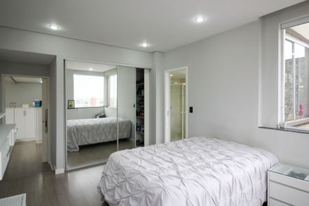 Apartamento à venda com 143m², 4 quartos e 1 vaga Apartamento à venda com 143m², 4 quartos e 1 vagaSuíte 1